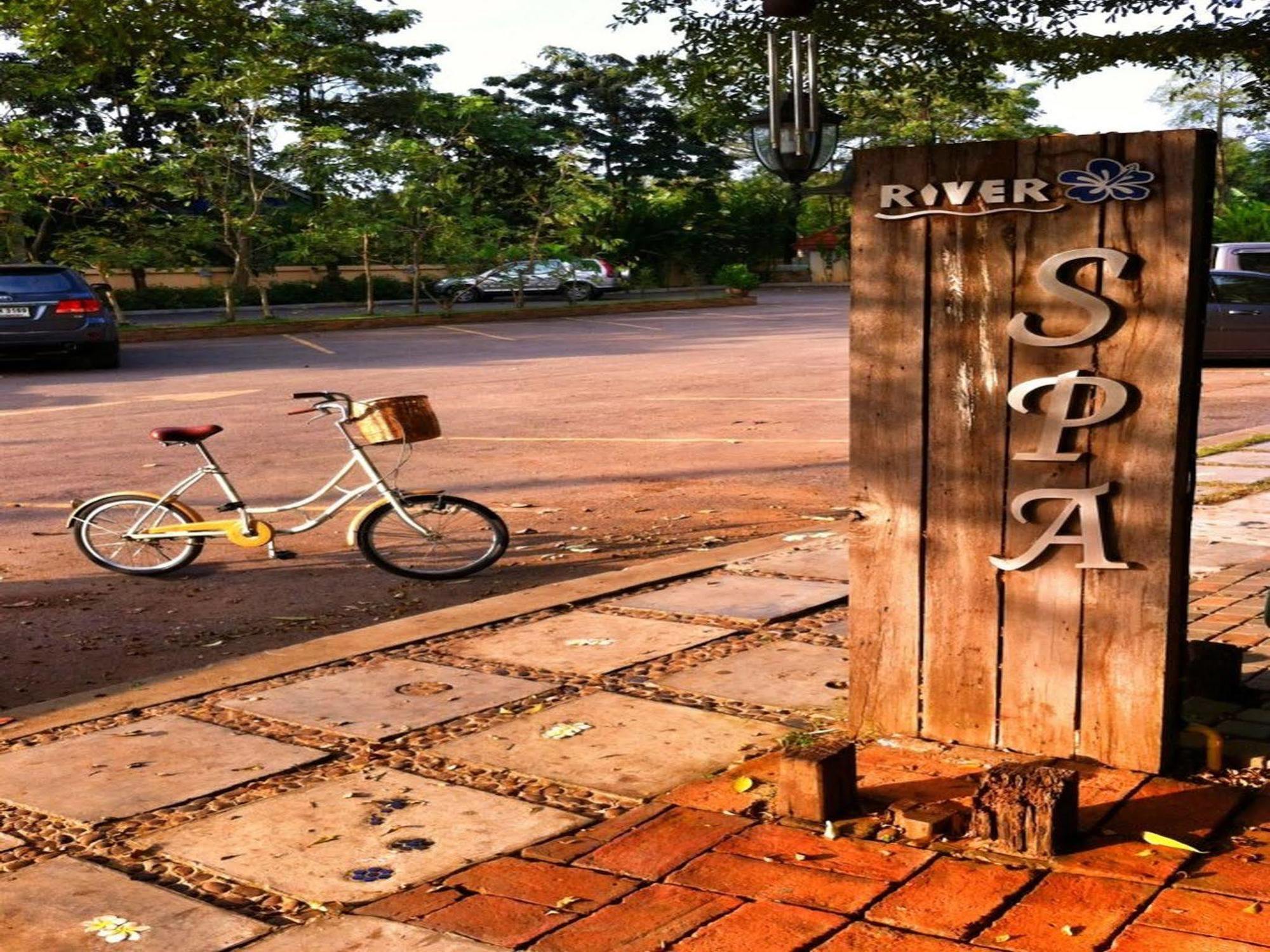 River Resort & Spa Sa Kaeo Exteriör bild