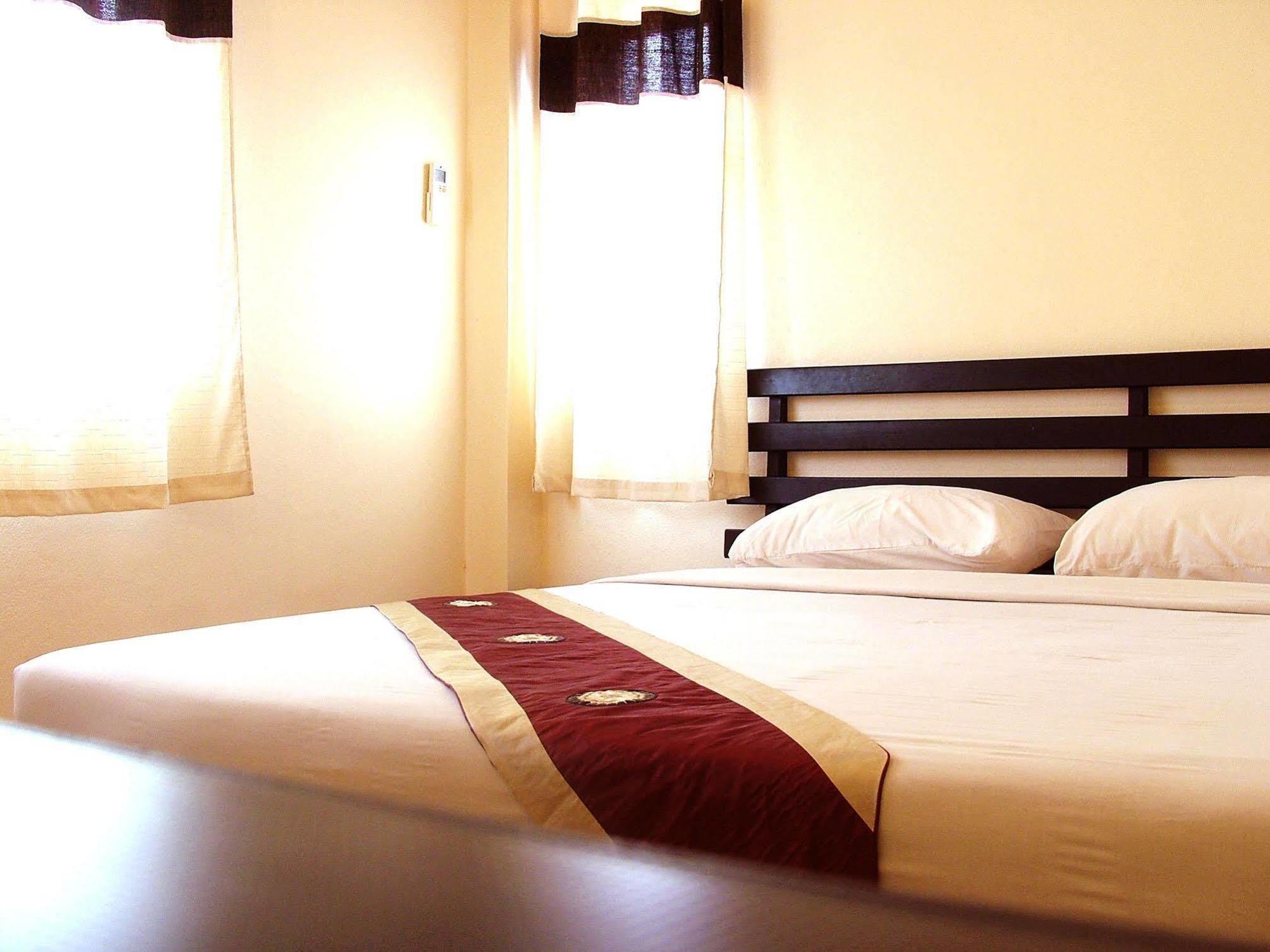 River Resort & Spa Sa Kaeo Exteriör bild